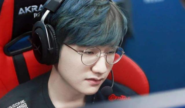 赛中的对阵 赛中的对阵