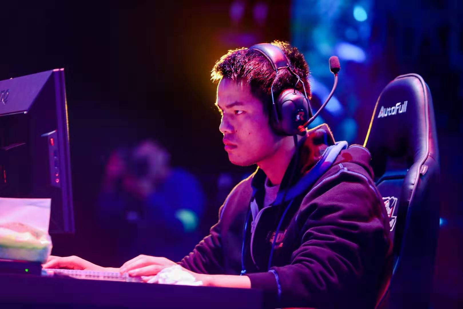 让全世界再 让全世界再