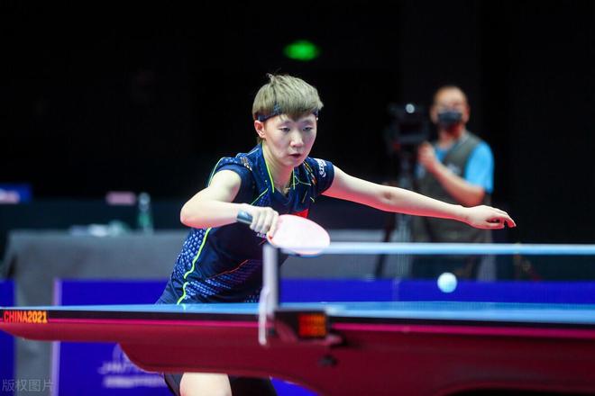 牢牢锁住 牢牢锁住