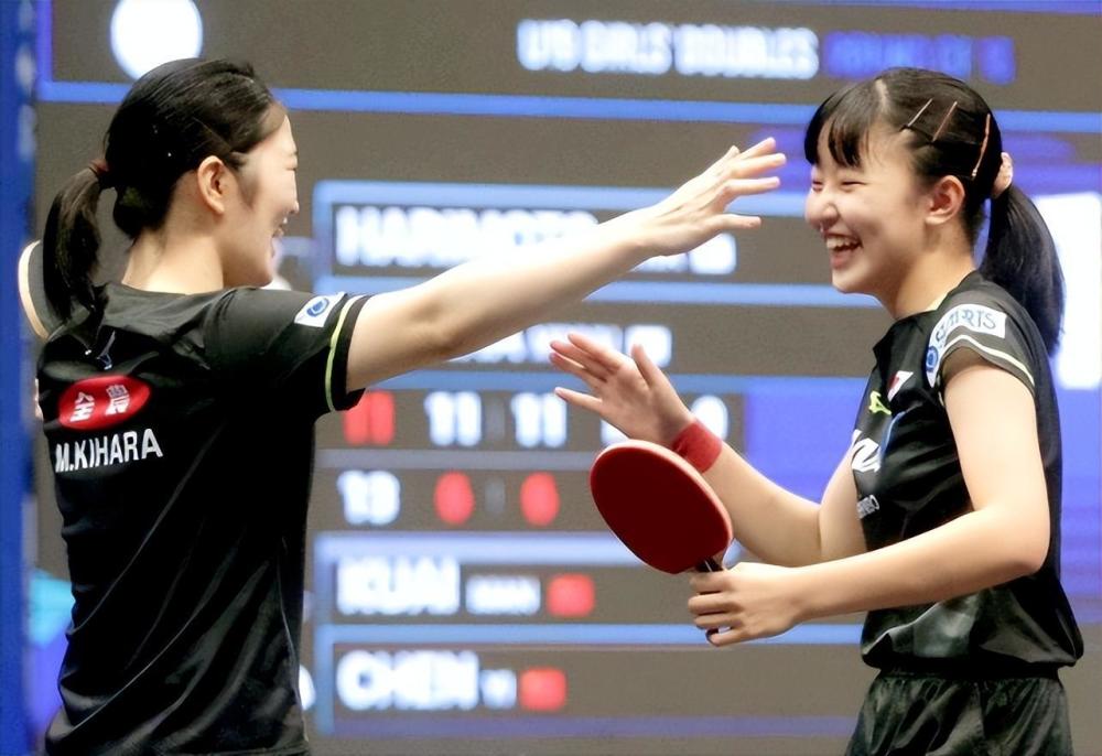 的底色是烟 的底色是烟